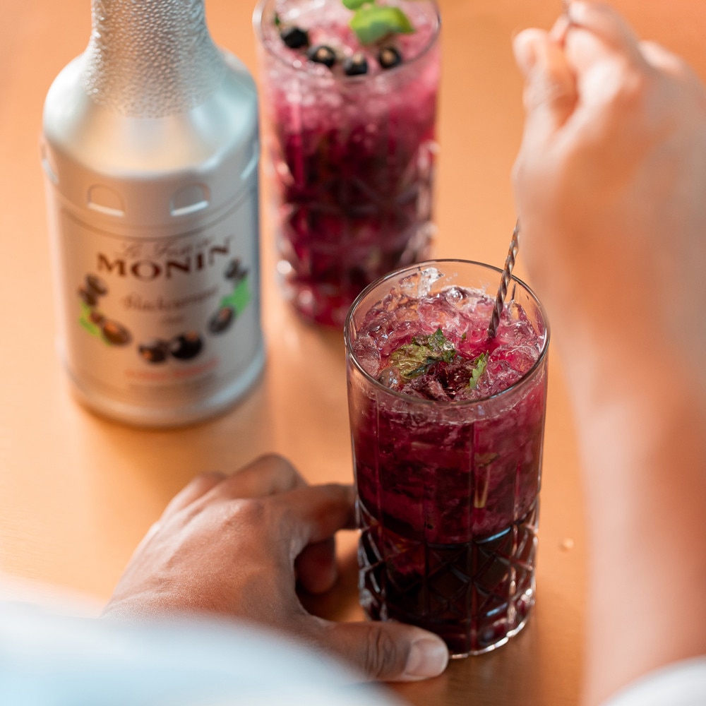 Monin Fruit Mix - Blackcurrant- 1L Plastic